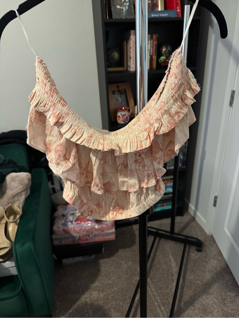 Express Peach Floral Ruffle Crop Top